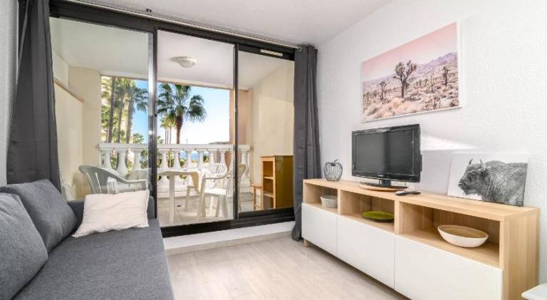 Pleasant holiday apartment with private pool, terrace & garden | Close to the beach | Pets allowed — photo 2
