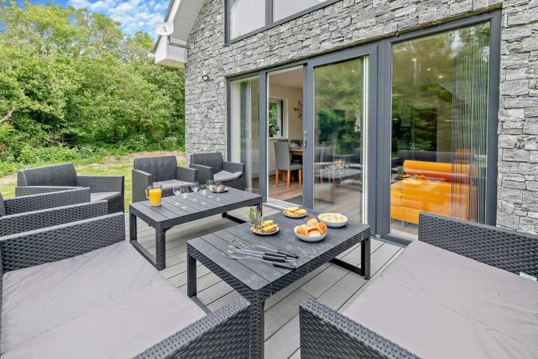 Beautiful cottage with yard & BBQ | Dogs allowed — photo 3