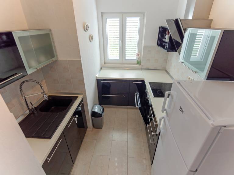 Two bedroom apartment with balcony Palit, Rab (A-5044-a) — photo 4