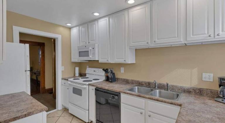 Fully equipped vacation home | Dogs allowed — photo 2