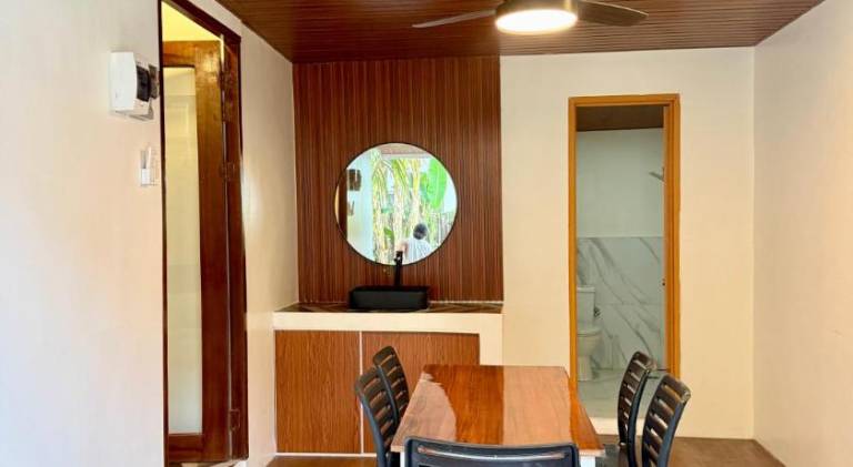 Violegre Homestay Siargao - Barkada Room — photo 3
