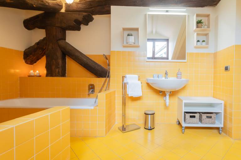 Family-oriented lovely rental apartment | Close to Como Cathedral | City view | Pets are welcome — photo 4