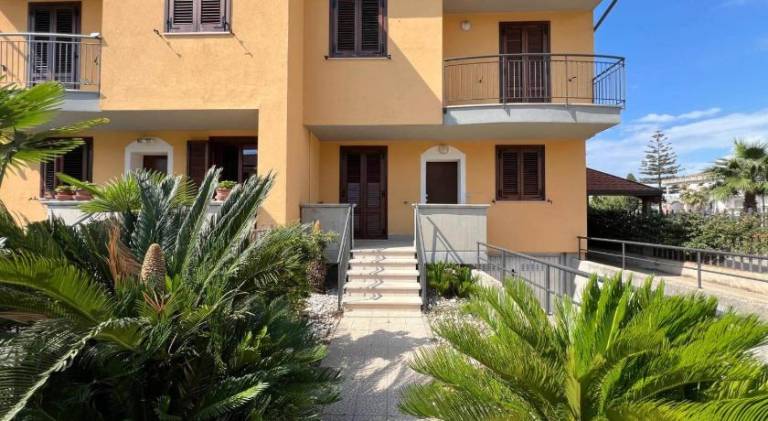 Vacation home with jacuzzi in Salerno