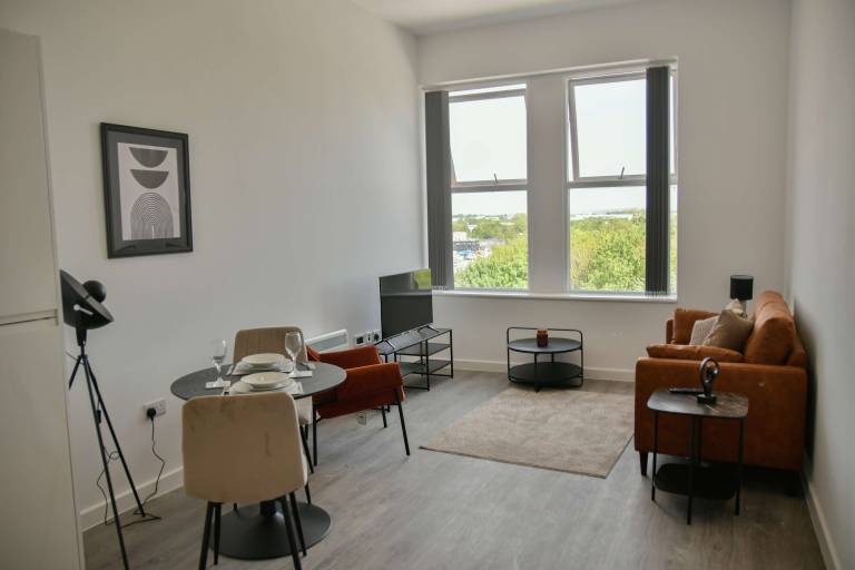 Spacious 1 Bed Manchester Apartment Near Etihad