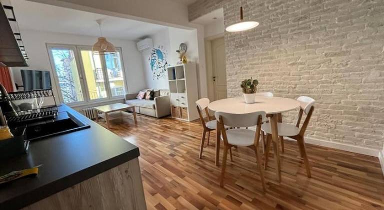 Nice rental apartment | Next to Alexander Nevsky Cathedral | Pets are welcome — photo 2