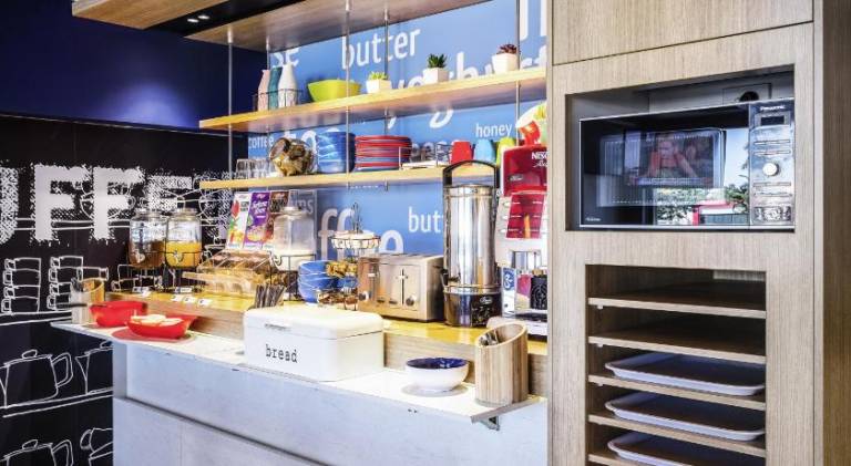 Ibis budget Bordeaux Centre Bastide — photo 5