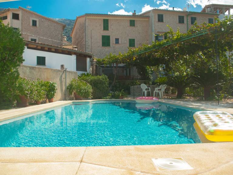 Hus Sóller