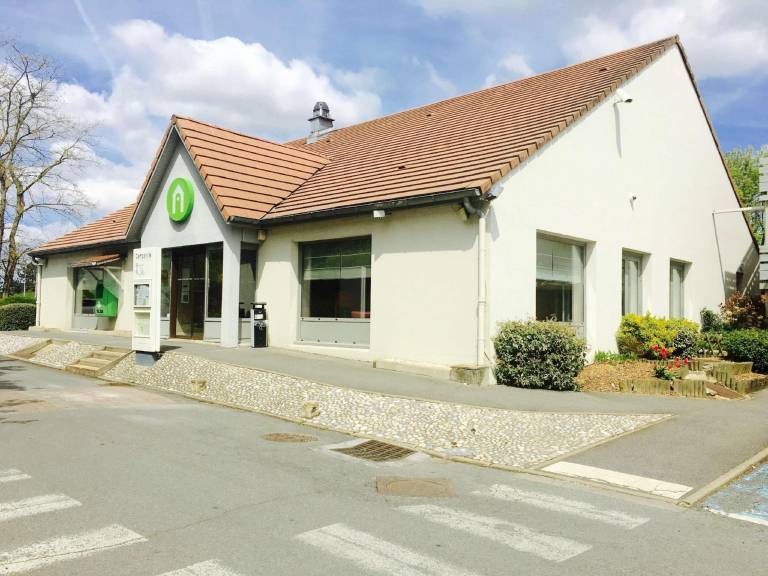 Campanile Villejust Za Courtaboeuf Hotel in Villejust
