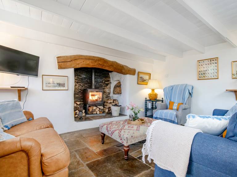 Family-friendly nice cottage with yard & barbeque | Sea view | Close to the beach | Pets are welcome — photo 3