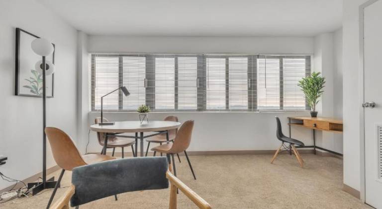PP 2114 Professional 2br apt, Near Hospitals — photo 4