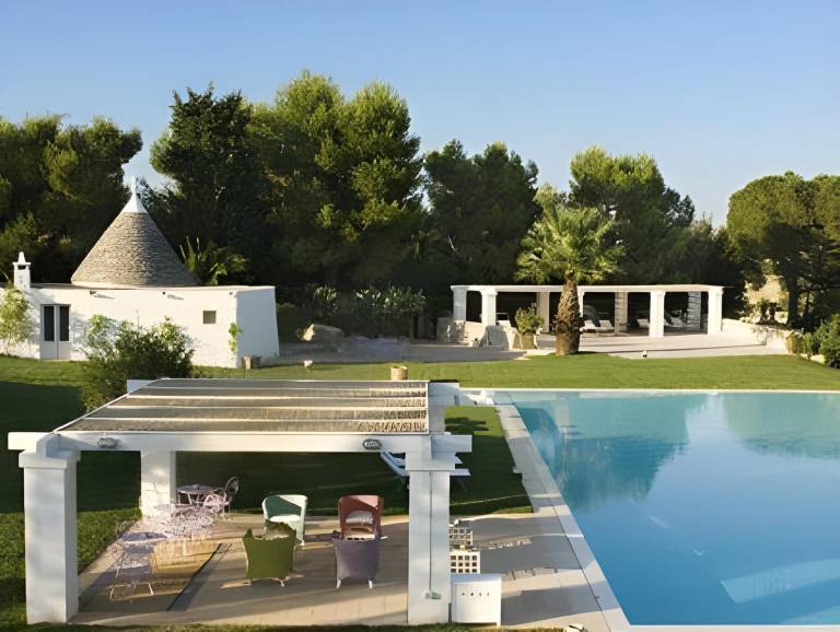 Farm with sauna, terrace & pool | Perfect for remote work in Cisternino