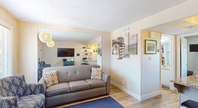 Holiday apartment with pool & jacuzzi in Washington, UT