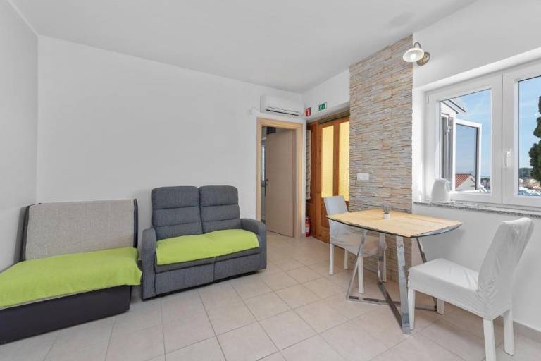 Rental apartment with garden & terrace | Sea view | Dogs allowed — photo 3