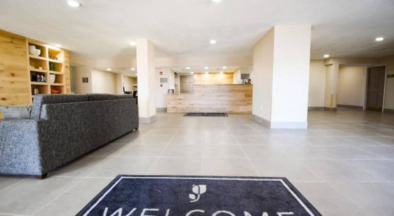 Country Inn & Suites by Radisson, North Little Rock, AR — photo 5