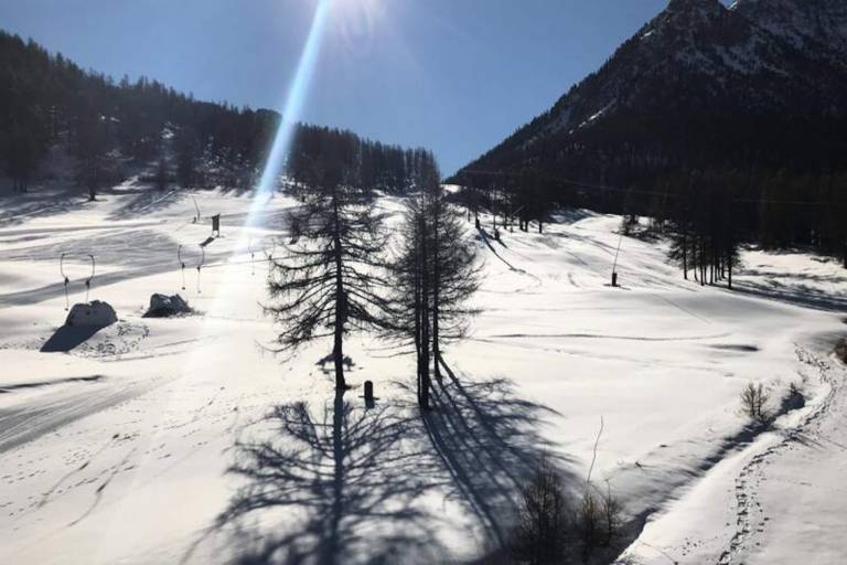 Rental apartment with 2 rooms for 8 persons in Briançon