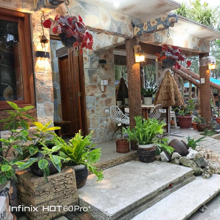 Rustic Stone House+Beach Access in Bolinao