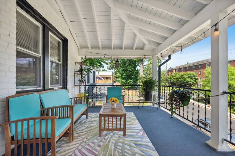 Apartment  Hyattsville