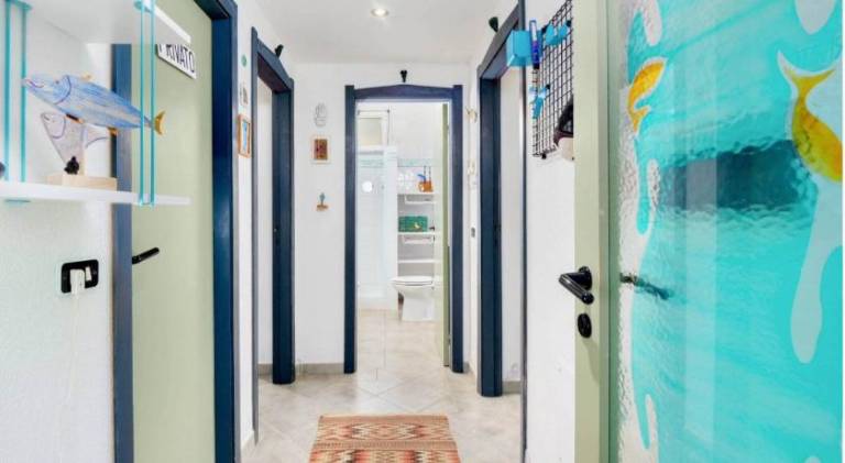 Holiday apartment with grill & yard — photo 3