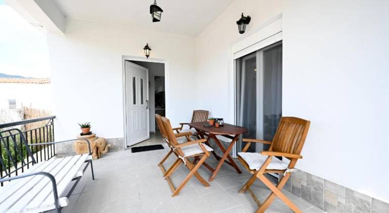 Pleasant house with yard & terrace | Perfect for remote work | Pets allowed — photo 4