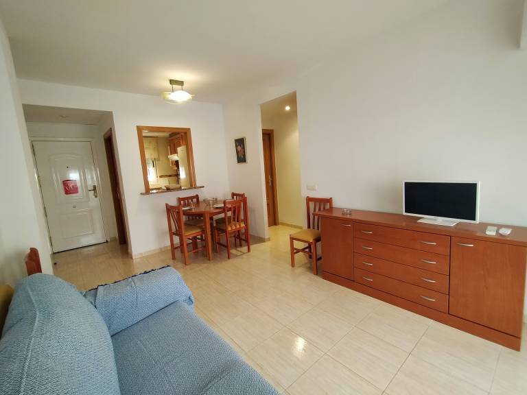Apartment with terrace & pool — photo 5