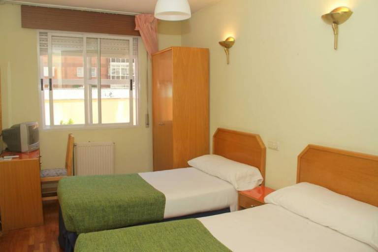 Hostal Arlanzon — photo 2