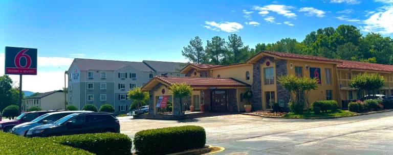 Motel 6 Huntsville, AL - University Dr — photo 3