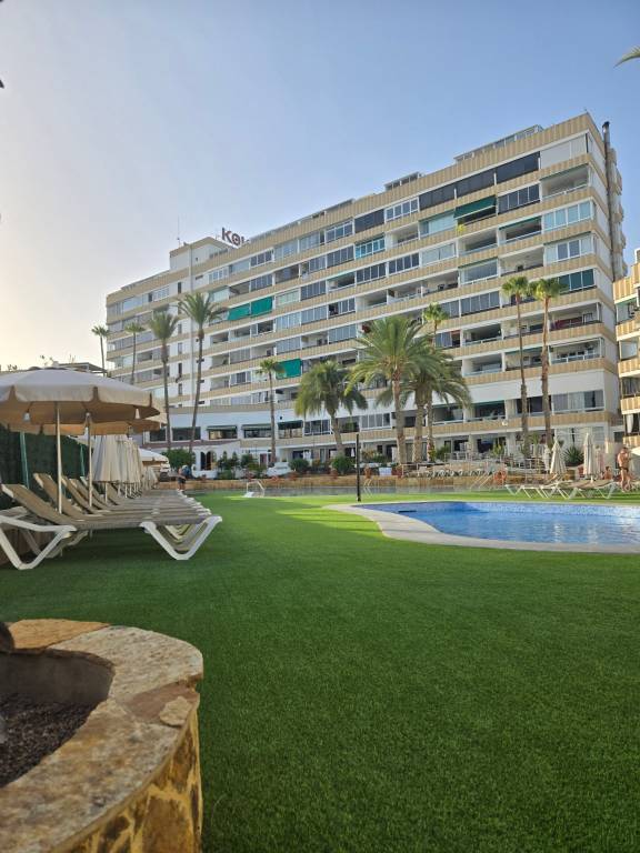Studio with fast internet, yard & pool | City view | Close to the beach | Perfect for remote work | Dogs allowed in San Bartolomé de Tirajana
