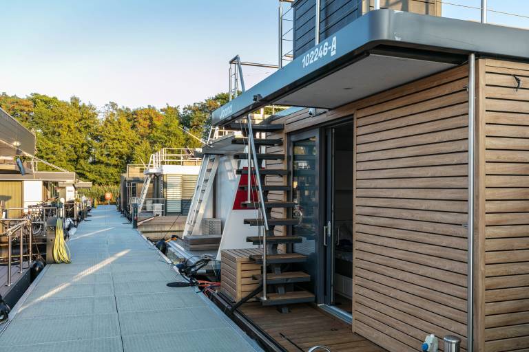 Hausboot Klein-Mutz