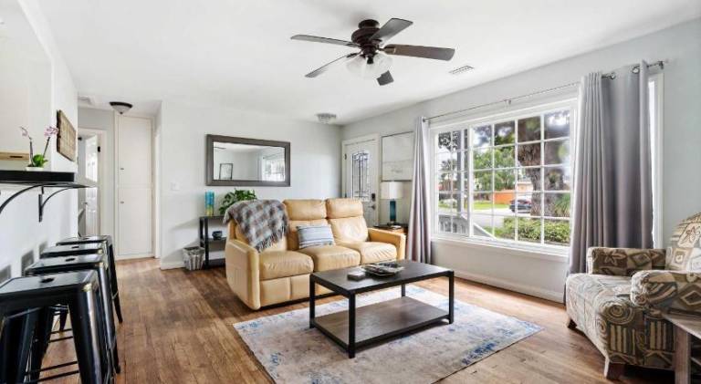 House | Pets are welcome — photo 2