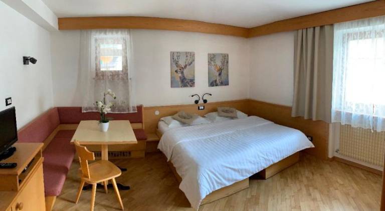 Bed & Breakfast Garni Tobia in Campitello di Fassa