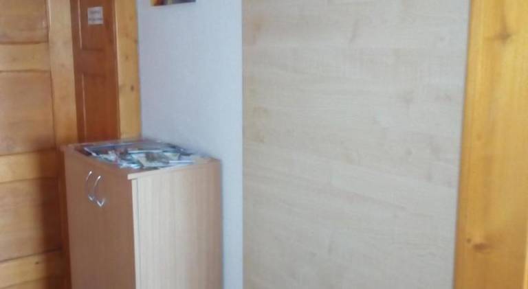 Rental apartment with patio — photo 5