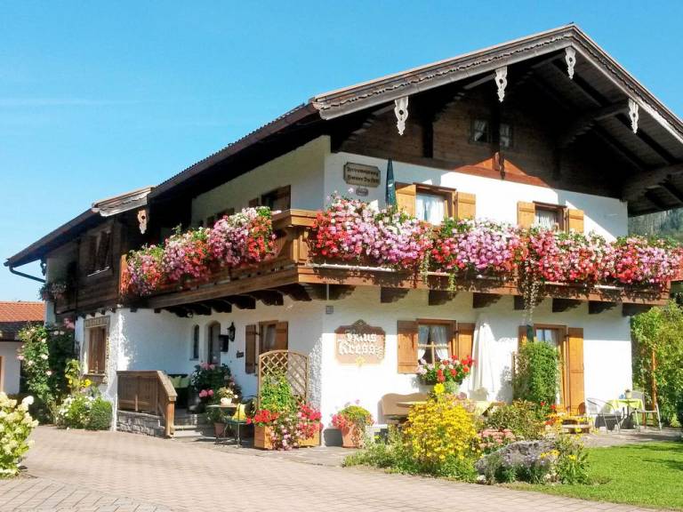 Ferienwohnung Gamsgnogel mit Bergblick und Balkon