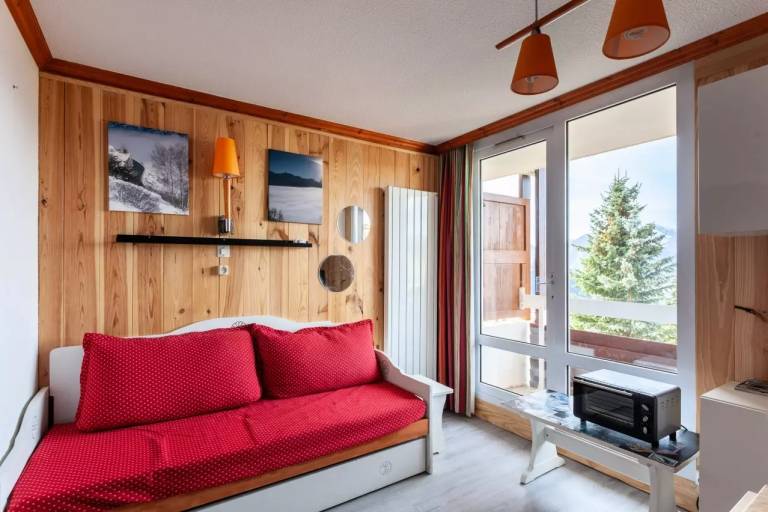 Rental apartment with 2 rooms for 5 persons — photo 2