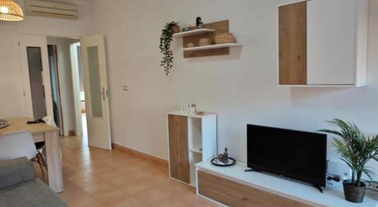 Apartment with pool — photo 2