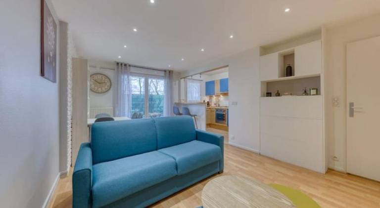 Fully equipped rental apartment with terrace | Pet-friendly — photo 2