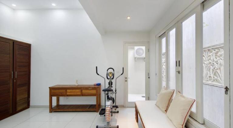 Villa with pool | Beach nearby | Suitable for remote work | Pets allowed — photo 5