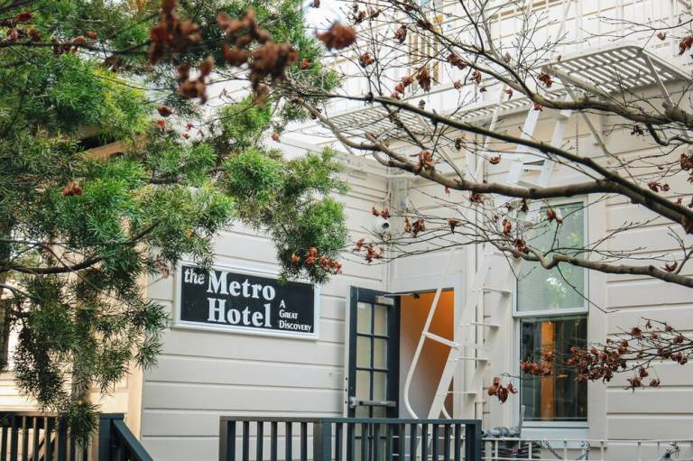 The Metro Hotel