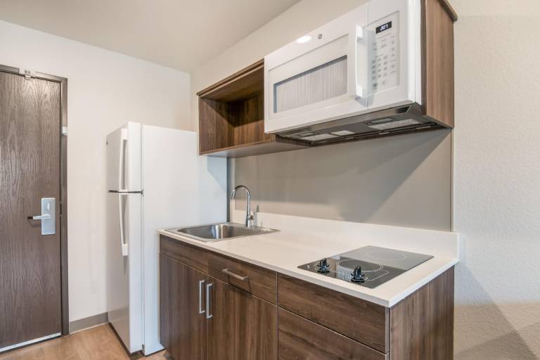 WoodSpring Suites Thornton-North Denver — photo 4