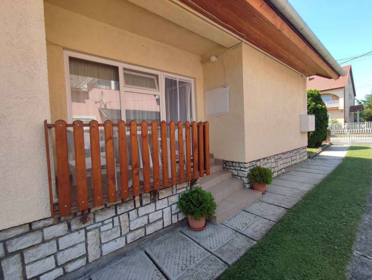 Apartment Balatonszemes