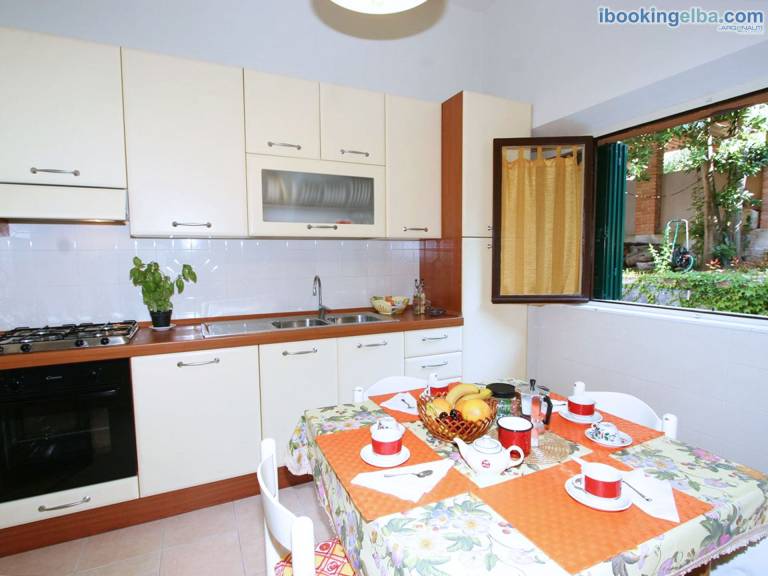 Child-friendly charming apartment with patio | Close to the beach | Perfect for remote work | Pet-friendly — photo 5