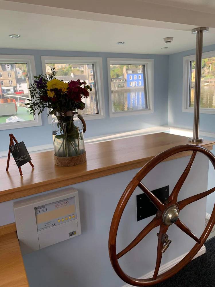 Houseboat Tarbert