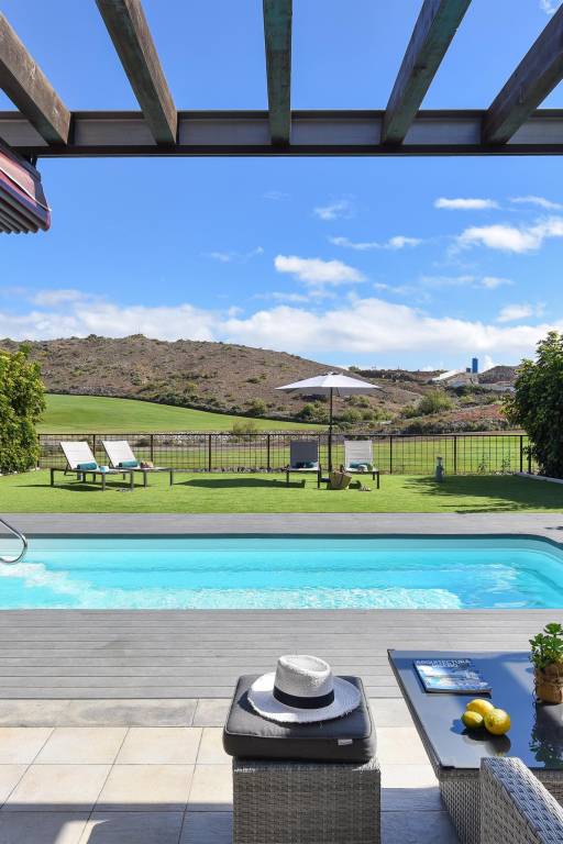 Fully equipped villa with barbecue, private pool & patio | Good for workation | Pets allowed — photo 4