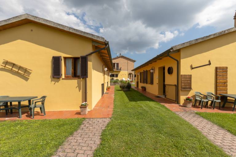 Agriturismo Metina: Casa Rosmarino su 2 piani, 110 mq, con balcone. Piscina e barbecue, dog friendly — photo 3