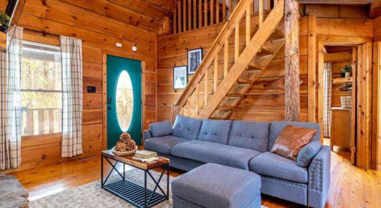 Vacation home with jacuzzi — photo 2