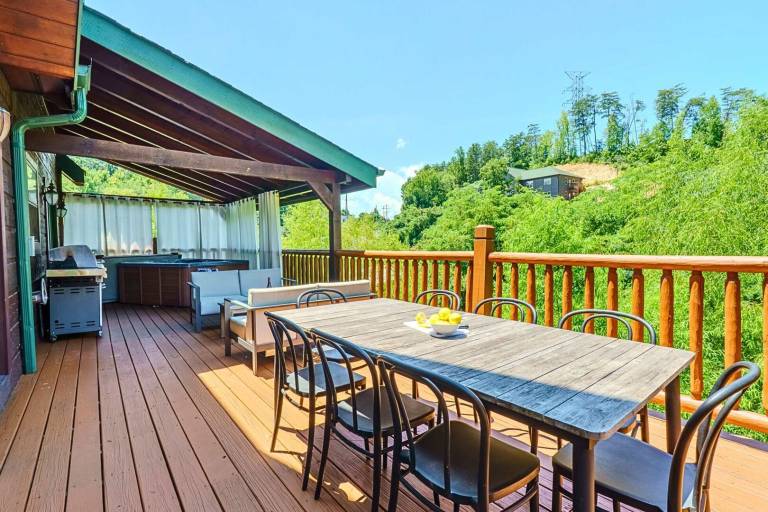 Children-friendly pleasant cabin with private pool | Dogs allowed — photo 3