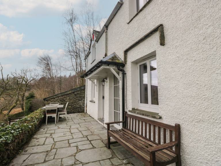 Family-oriented cottage with garden | Beach view | Pets allowed — photo 2