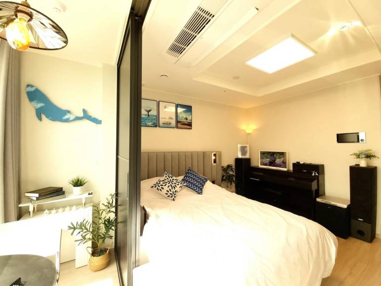 Charming apartment with garden & hot tub | Suitable for remote work | Pet-friendly — photo 2