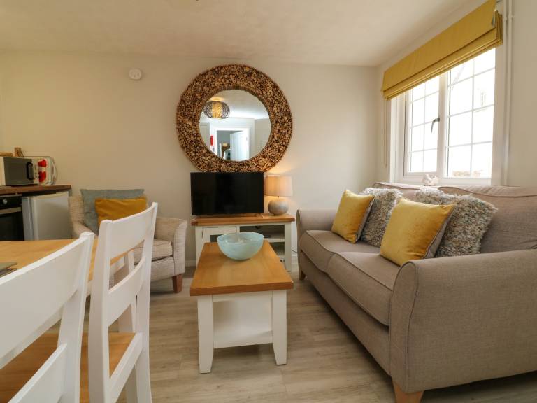 Family-friendly nice cottage with garden | Beach view | Pets are welcome — photo 3