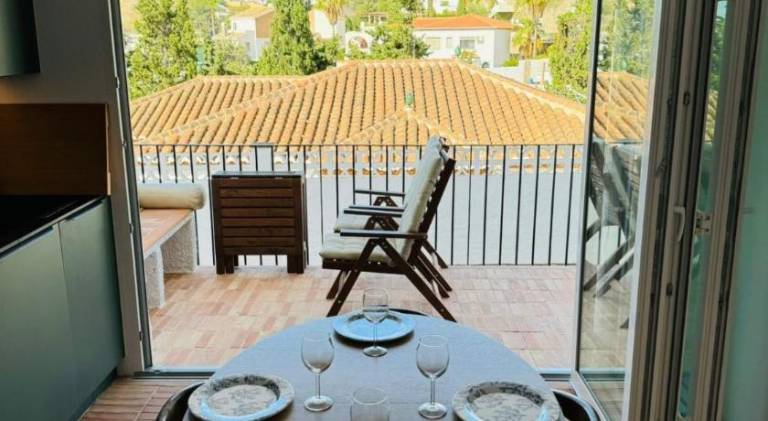 Apartment with terrace, barbecue & garden — photo 3