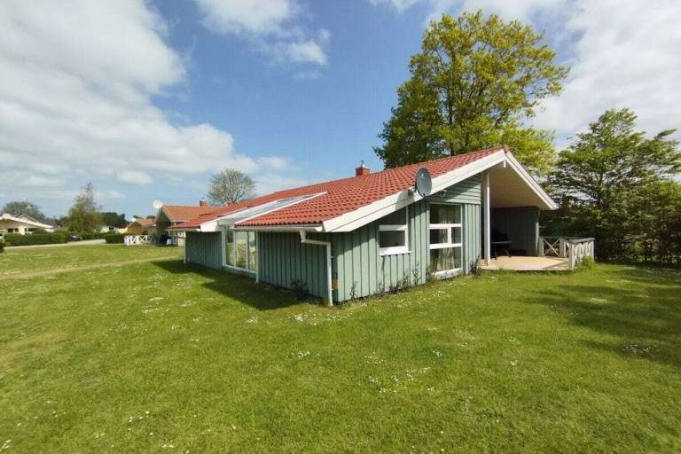 Fully equipped vacation home with hot tub, sauna & BBQ | Close to the beach | Pet-friendly — photo 2